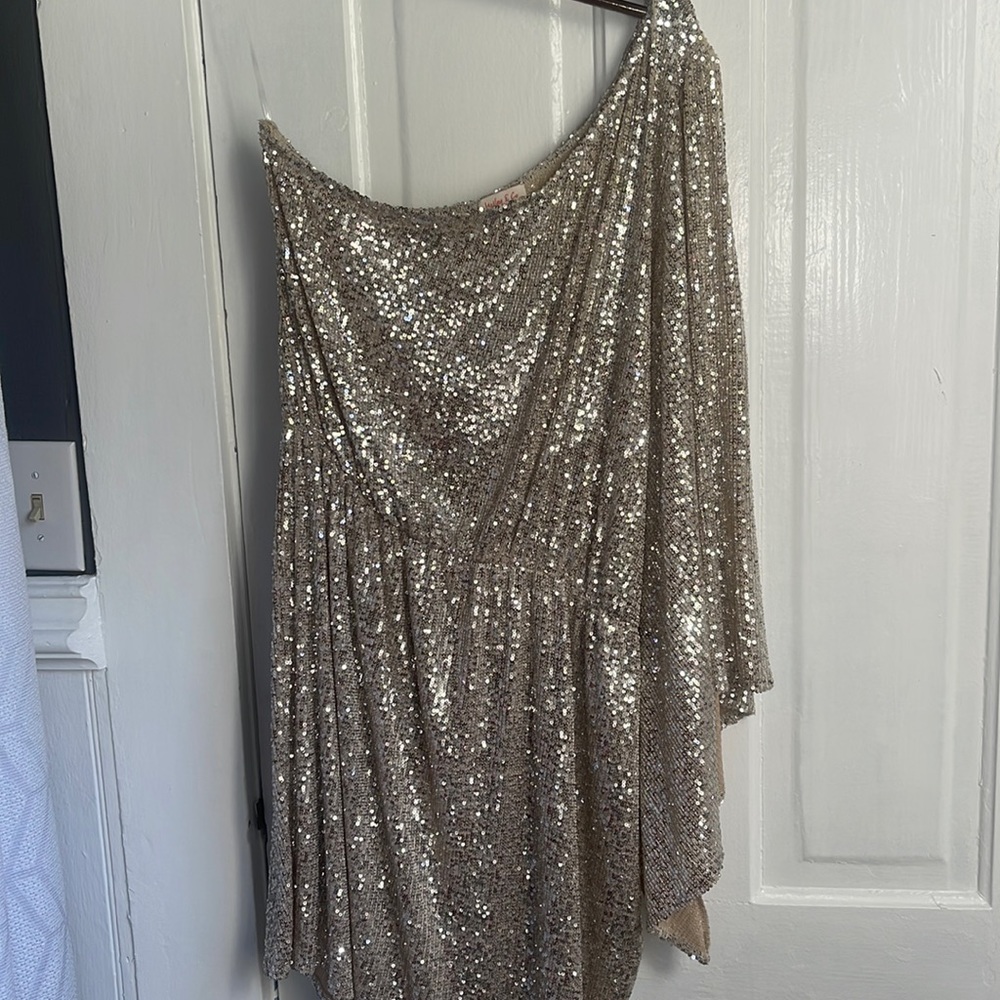 Gold sequins dress one shoulder